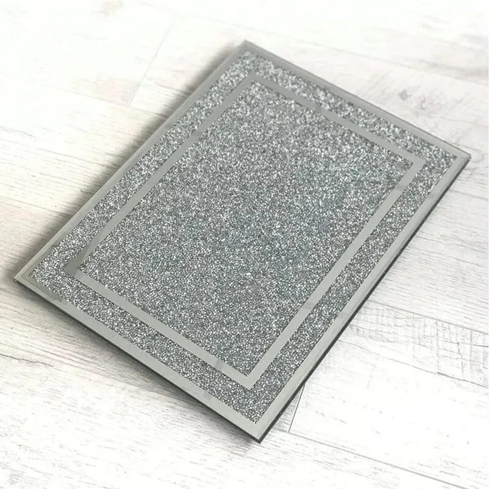 BOXED EVART DIAMOND  CRYSTAL CHOPPING BOARD