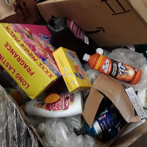 PALLET CONTAINING AN ASSORTMENT OF HOUSEHOLD CLEANING ITEMS TO INCLUDE WASHING POWDER, HAND SOAP AND SHAMPOO ECT