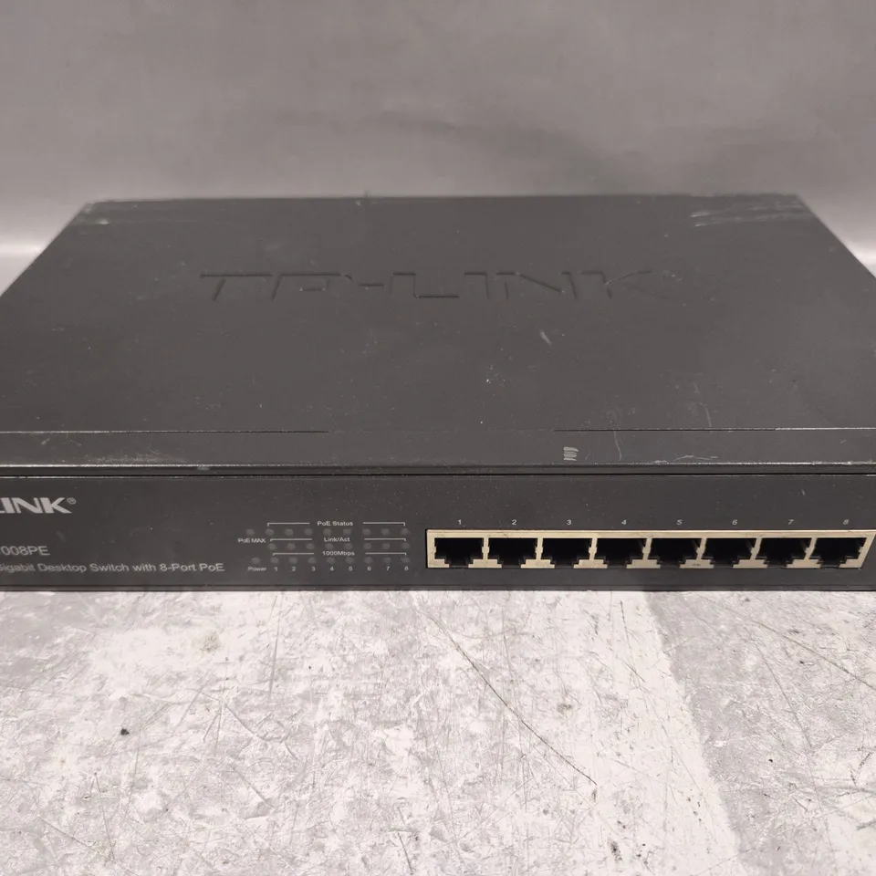 TP-LINK UNMANAGED 8 PORT ETHERNET SWITCH WITH POE