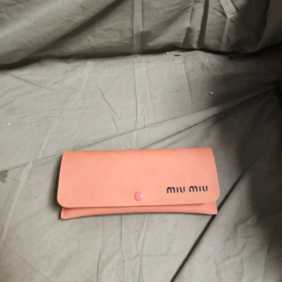 MIU MIU SUNGLASSES WITH CASE