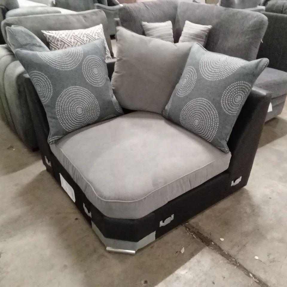 APPROX 5 x ASSORTED DESIGNER INCOMPLETE SOFA PARTS