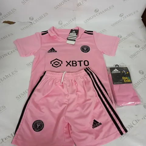 INTER MIAMI FULL HOME KIT WITH MESSI 10 SIZE 20