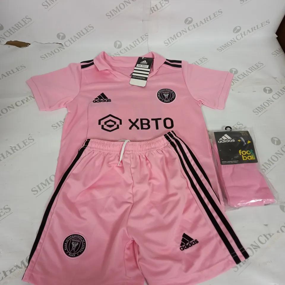 INTER MIAMI FULL HOME KIT WITH MESSI 10 SIZE 20