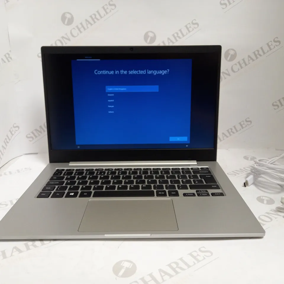 SAMSUNG GALAXY BOOK GO 14" LAPTOP FHD, QUALCOMM 7C, 4GB RAM, 128GB SSD RRP £369