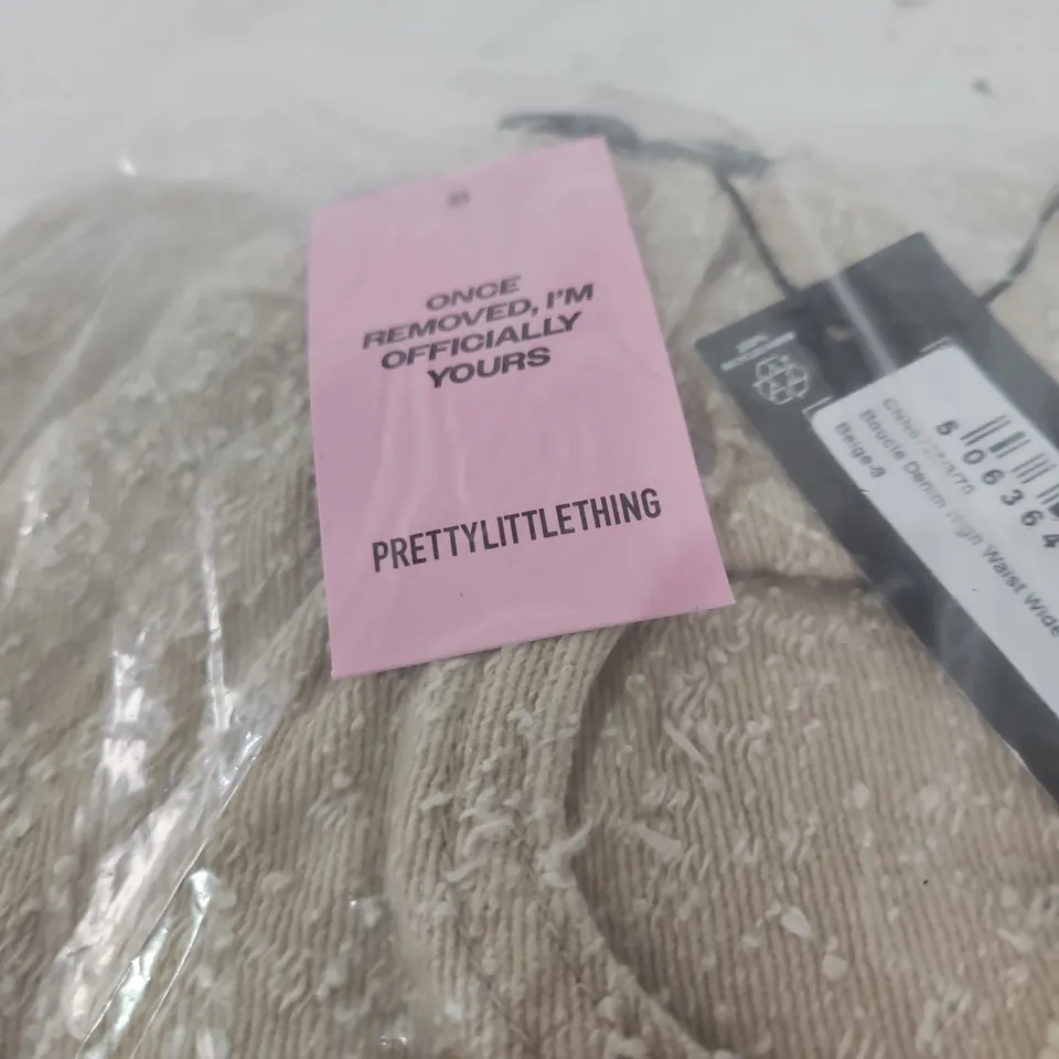 PRETTYLITTLETHING BOUCLE DENIM HIGH WAIST WIDE LEG JEANS – BEIGE, UK 8