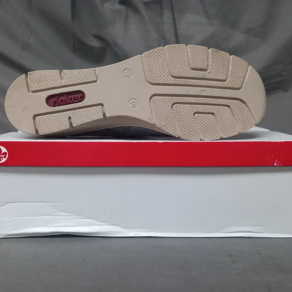BOXED PAIR OF RIEKER SLIP-ON SHOES IN BLUE SIZE 6.5