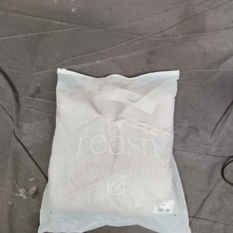 BAGGED REASN CREME CABLE RUGBY COLLAR KNIT JUMPER – UK 14-16