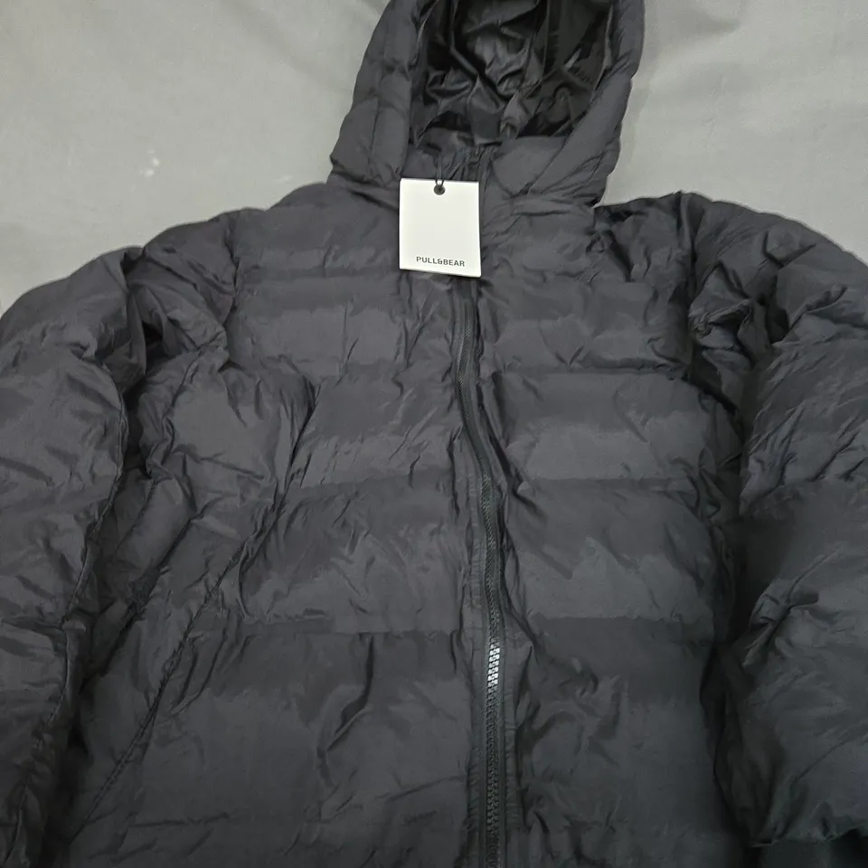 PULL & BEAR PADDED BLACK JACKET WITH HOOD - SIZE MEDIUM