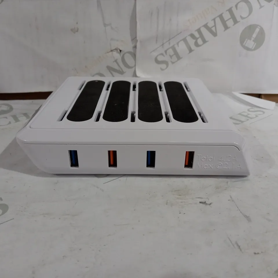 BELL HOWELL USB POWER STATION