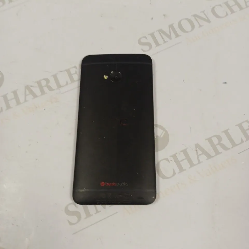 HTC ONE SMART PHONE