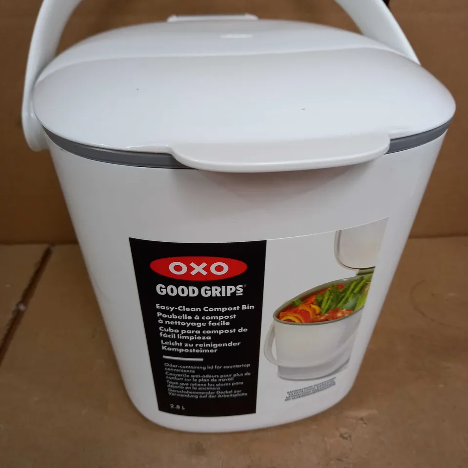 OXO GOOD GRIPS EASY CLEAN COMPOST BIN