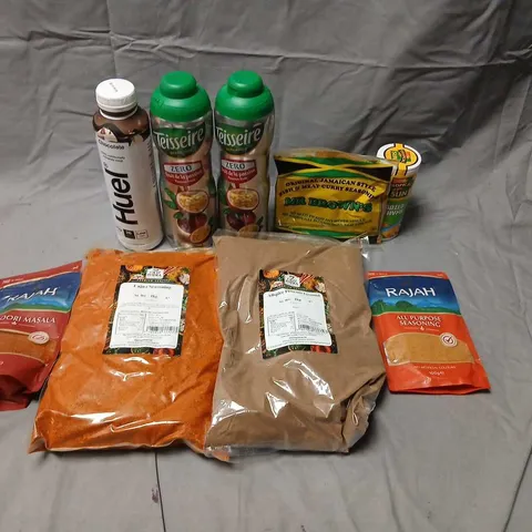 APPROXIMATELY 15 ASSORTED PRODUCTS TO INCLUDE; OLD INDIA ALL SPICE PIMENTO GROUND 1KG, OLD INDIA CAJUN SEASONING 1KG, RAJAH ALL PURPOSE SEASONING, RAJAH TANDOORI MASALA, CURRYWURST SAUCE, GREENFIELDS 