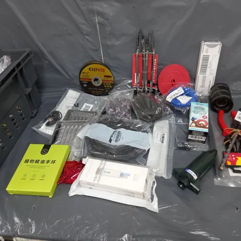 TOTE OF APPROXIMATELY 15 ASSORTED HOUSEHOLD ITEMS TOO INCLUDE POOL TEST STRIPS, CISIVIS CUTTINGWHEEL, AND DIFFUSER BRACELET ETC.