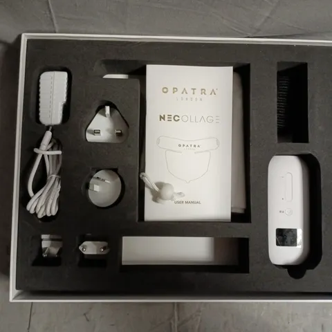 BOXED OPATRA LONDON NECOLLAGE LIGHT THERAPY FOR THE NECK & DÉCOLLETAGE