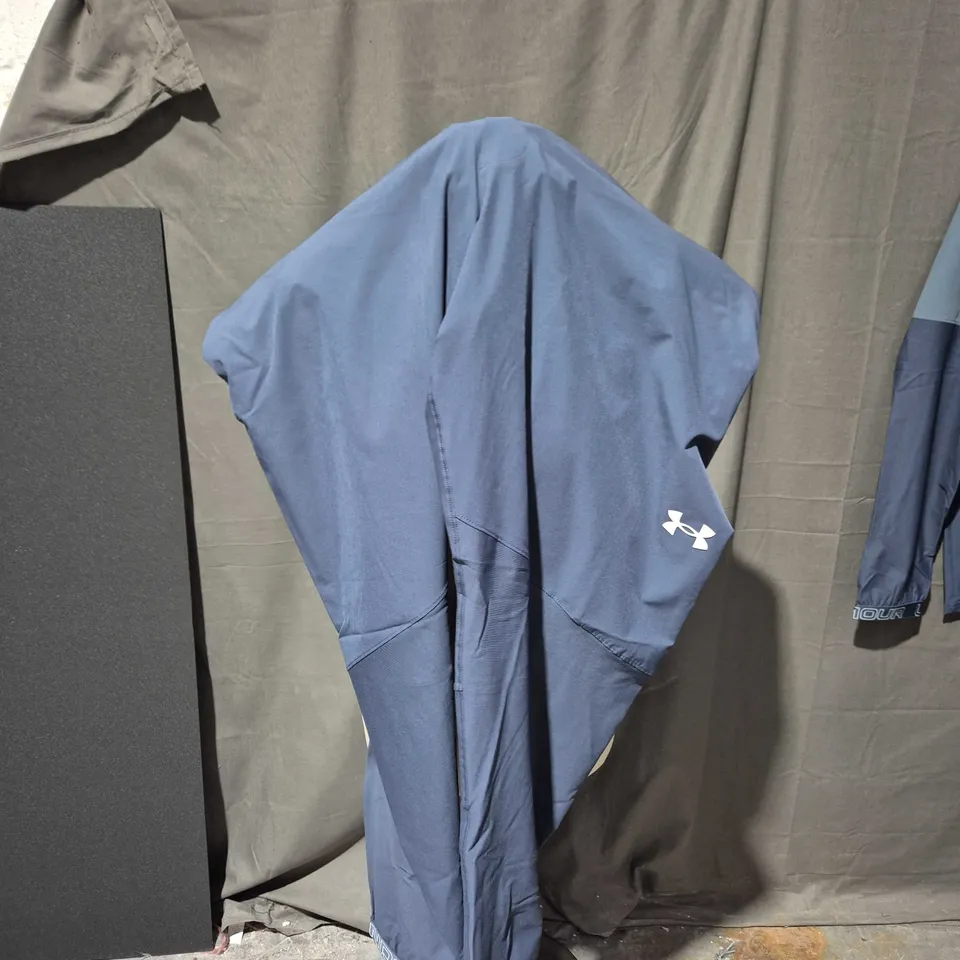 UNDER ARMOUR MEN'S HOODED JACKET AND PANTS  – TWO-TONE BLUE AND GREY, 2XL (US)