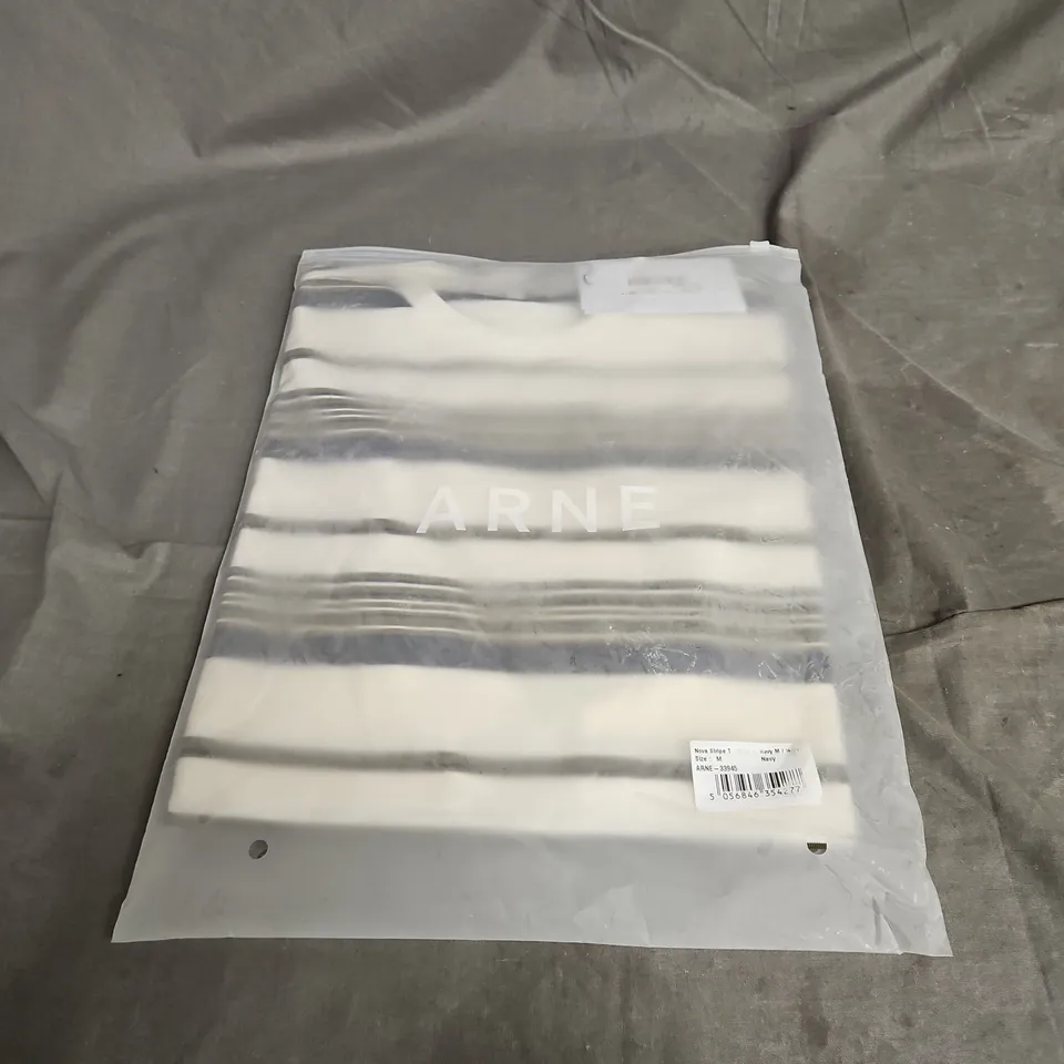 ARNE NOVA STRIPE TSHIRT IN NAVY/ECRU MIX SIZE M