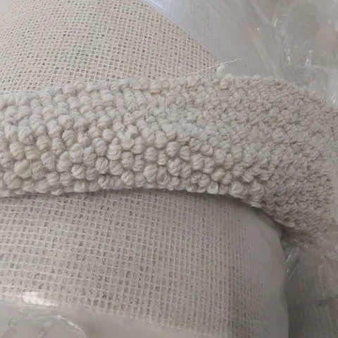 ROLL OF QUALITY PURE & SIMPLE LOOP FLOCK CARPET - APPROXIMATELY 5.45 x 5m