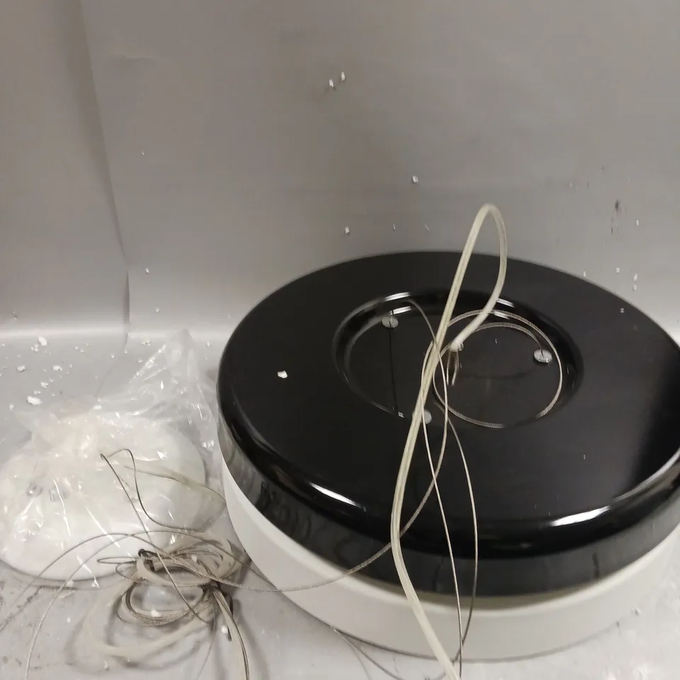 BOXED TWO TONE CEILING LIGHTING FIXTURE WITH TRIO SOCKETS 