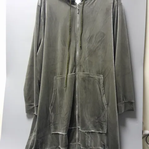 WYNNE LAYERS ZIP LONG SLEEVE HOODIE IN STONE - 3XL