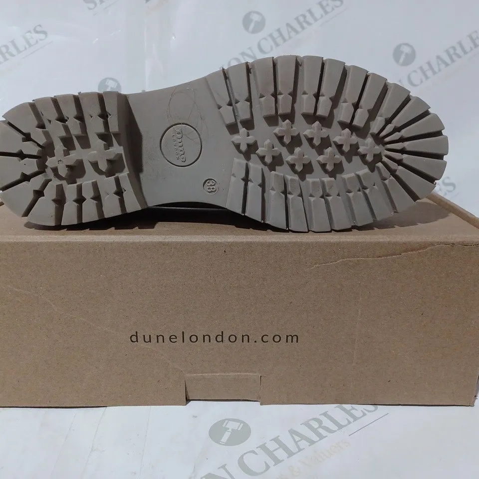 BOXED PAIR OF DUNE LONDON TRIM LOAFERS IN CREAM SIZE 5