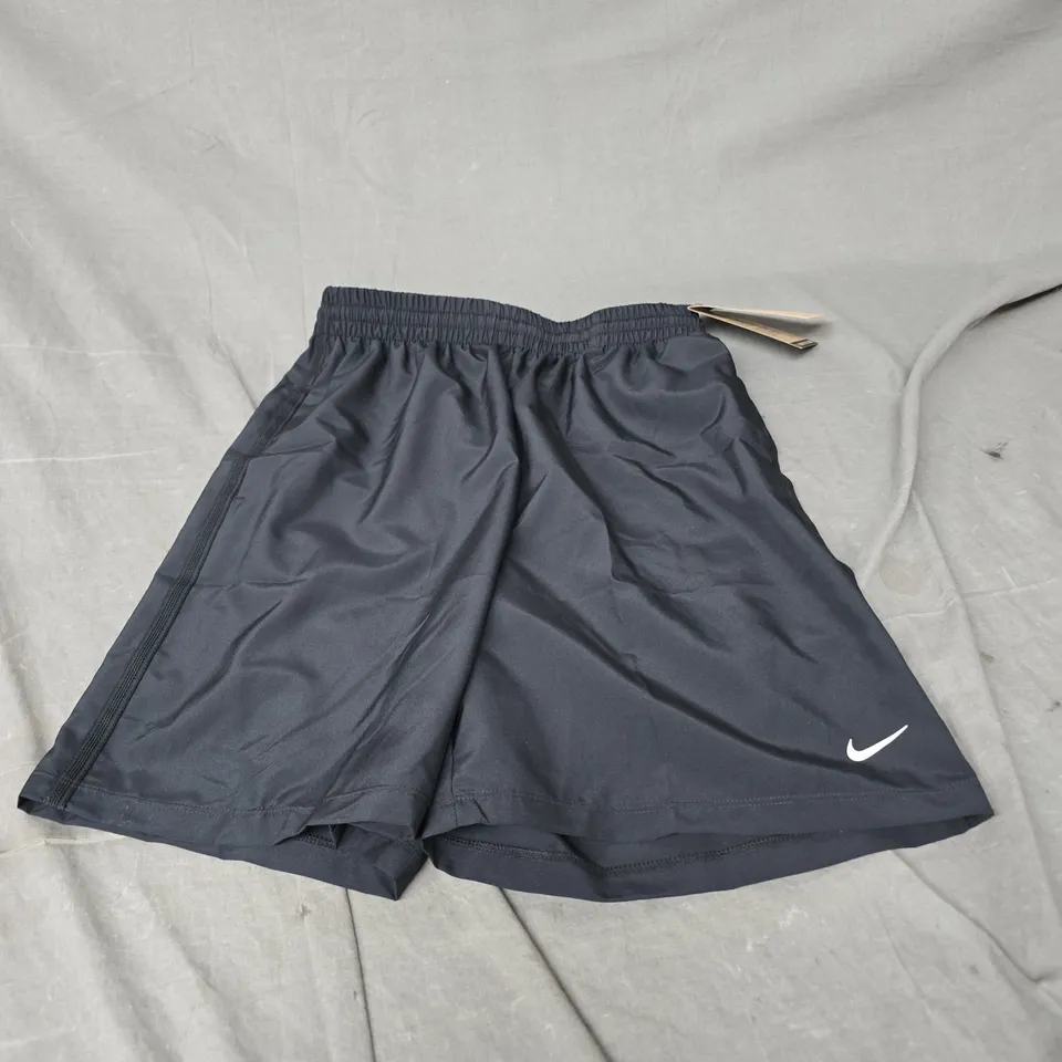 NIKE KID DRI-FIT WOVEN SHORT IN BLACK SIZE XL