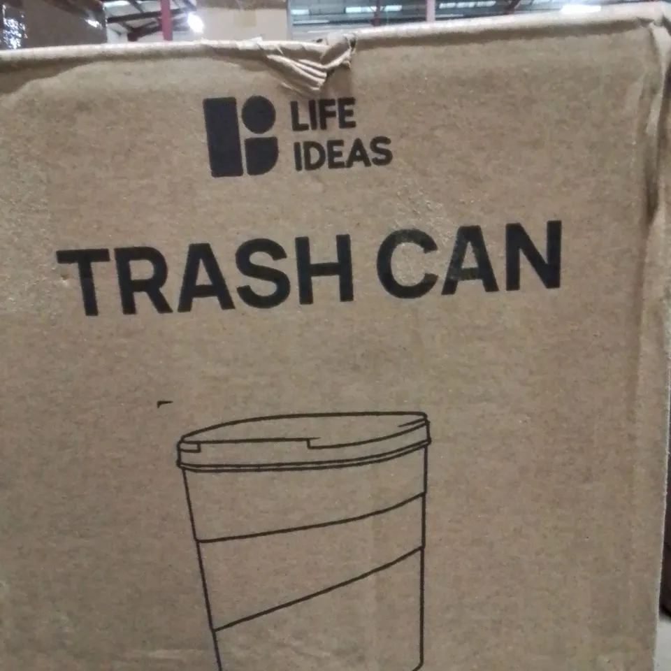 BOXED TRASH CAN 