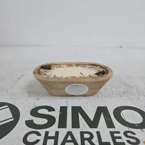 FOXWOOD & BRAMBLE WOODEN CANDLE BOWL WITH DRIED FLOWERS