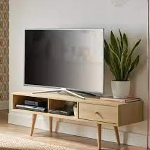 BRAND NEW BOXED GRADE 1 MONTY OAK RETRO TV UNIT (1 BOX)