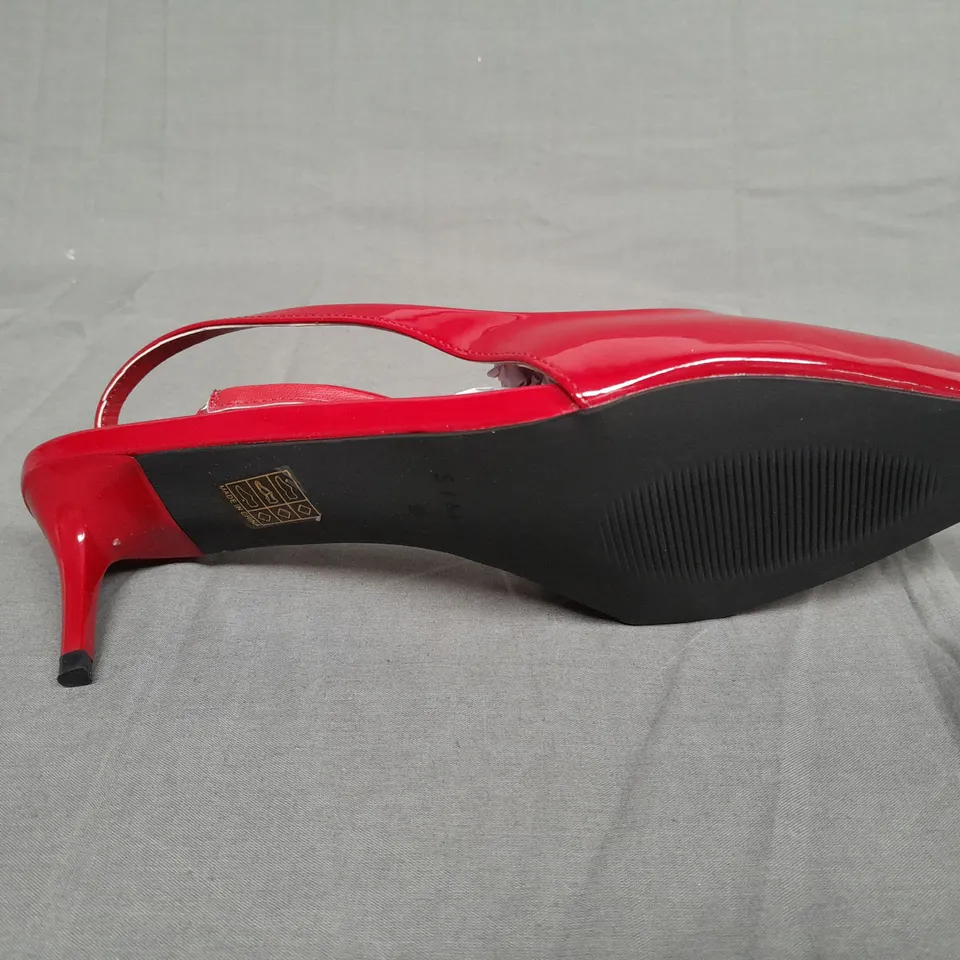 BOXED PAIR OF SIMMI LONDON CECILY RUBY RED HEELS SIZE UK 9 