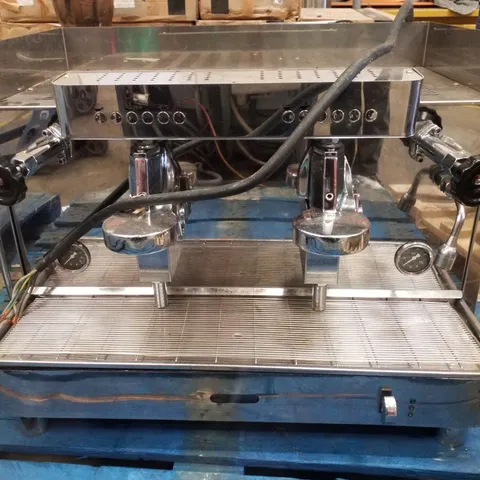 VBM COMMERCIAL 2 GROUP ESPRESSO MACHINE