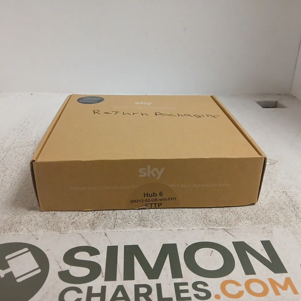 SKY HUB 6 KIT BOXED