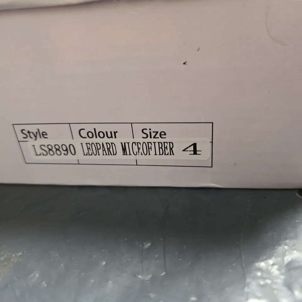 KRUSH LEOPARD PRINT MICROFIBER SLIPPERS – LS8890, SIZE 4, BOXED