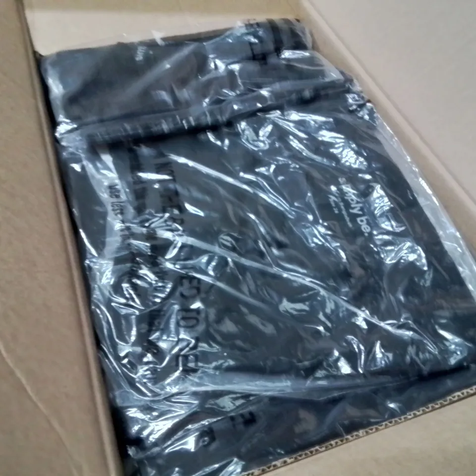 BOXED BRAND NEW APPROXIMATELY 42 SIMPLY BE RACER BODYSUIT BLACK SIZE 24