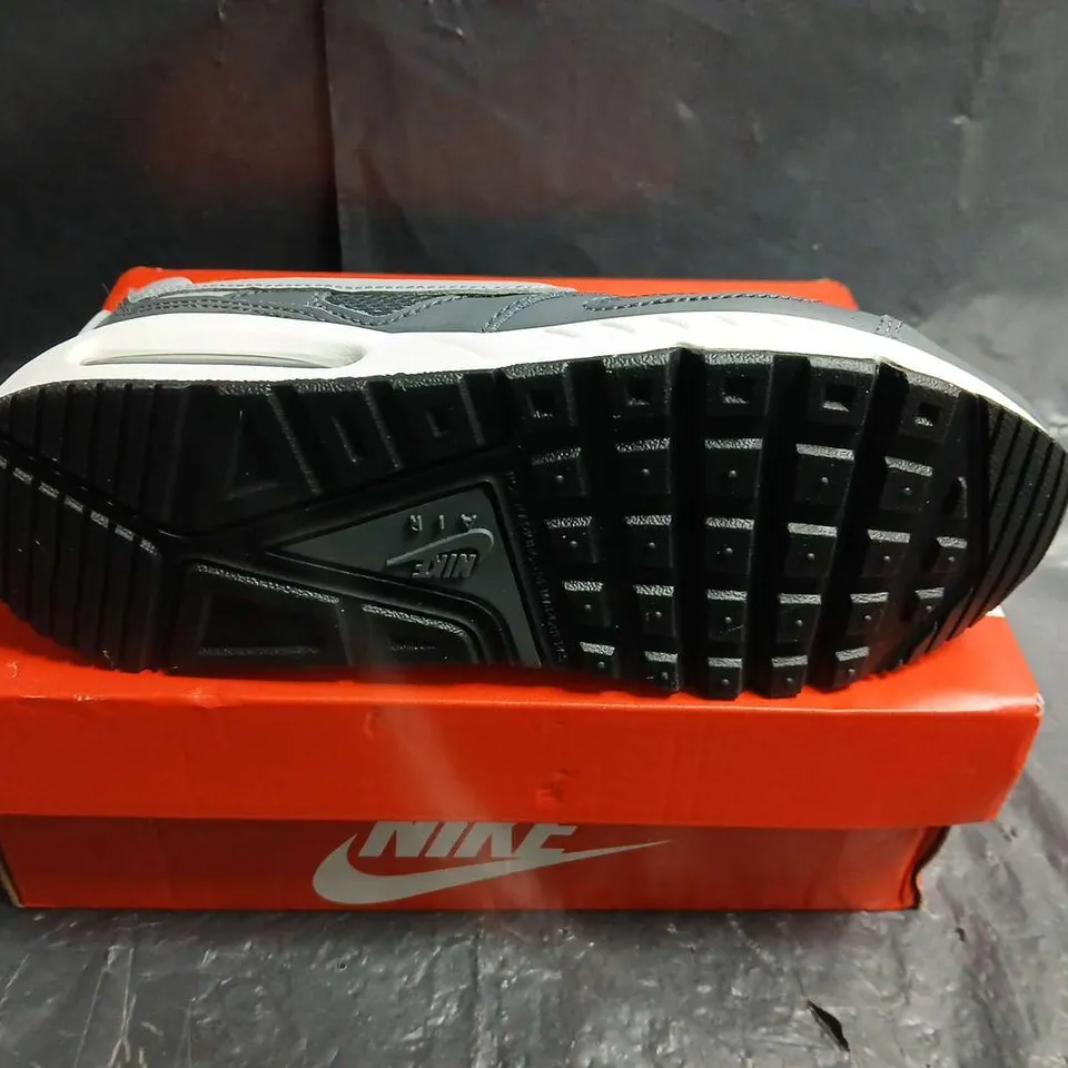 BOXED PAIR OF NIKE AIR MAX IVO (GS) KIDS' TRAINERS - UK 4Y