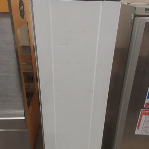 GRAM COMMERCIAL TEMPERATURE CONTROLLED FOOD STORAGE CABINET