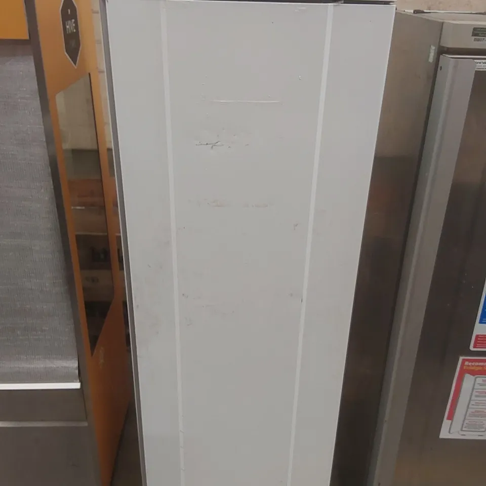 GRAM COMMERCIAL TEMPERATURE CONTROLLED FOOD STORAGE CABINET