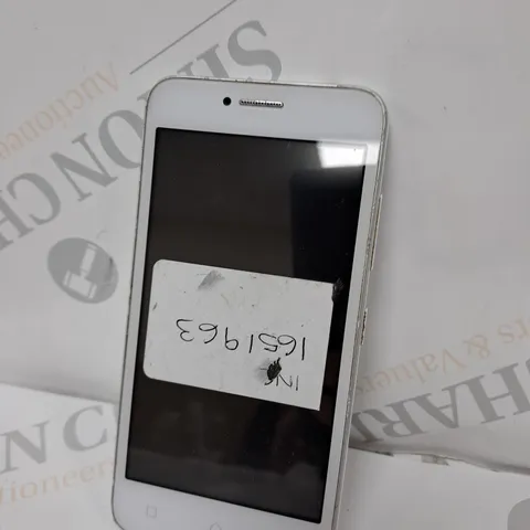 LENOVO VIBE B IN WHITE