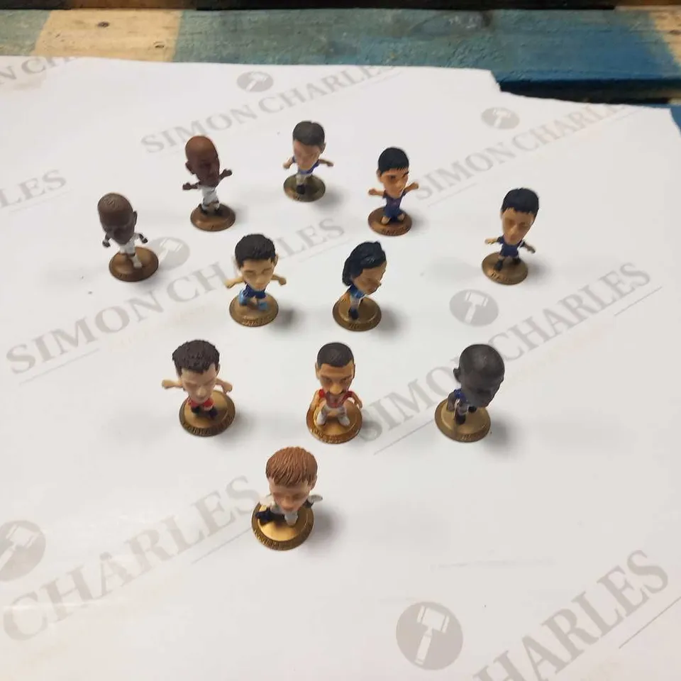 APPROXIMATELY 31 ASSORTED CORINTHIAN MICROSTARS