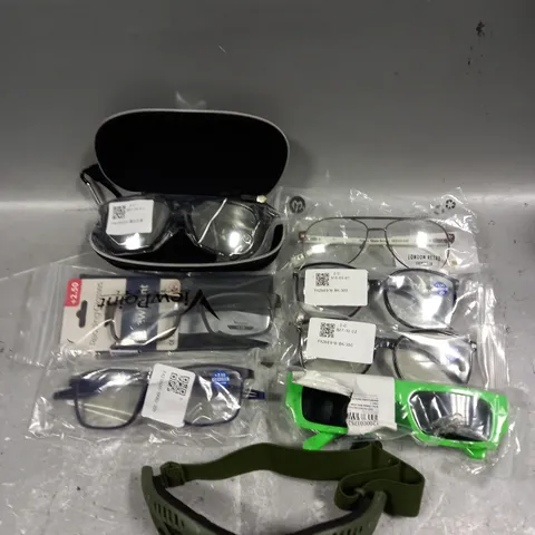 APPROXIMATELY 20 ASSORTED GLASSES/SUNGLASSES IN VARIOUS DESIGNS