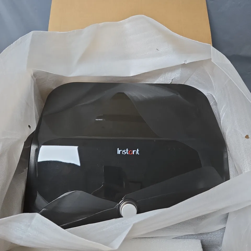BOXED INSTANT VORTEX 12L AIR FRYER OVEN