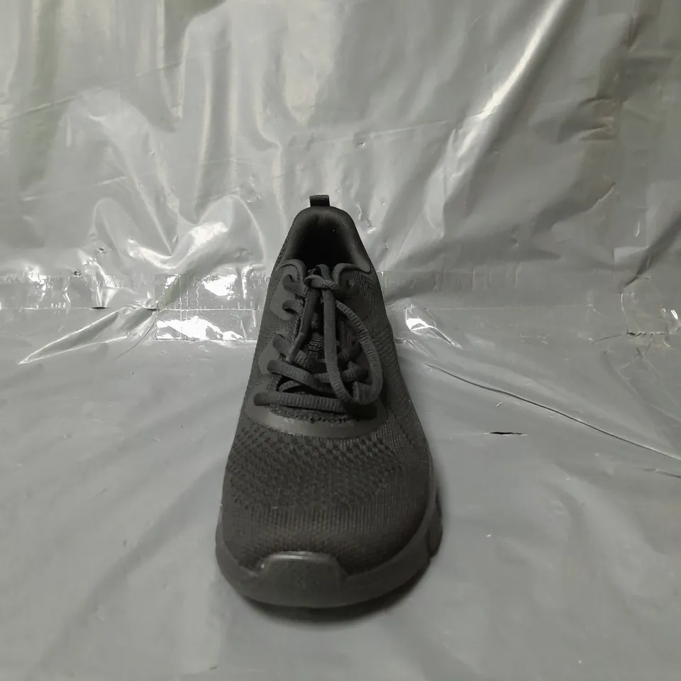 BOBS FROM SKECHERS EUREKA TRAINERS BLACK SIZE 6