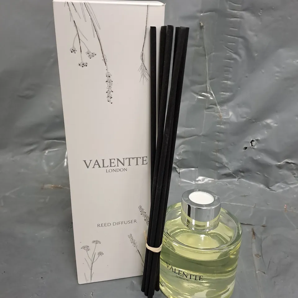BOXED VALENTTE LONDON REED DIFFUSER