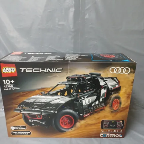 LEGO TECHNIC AUDI RS Q E-TRON 42160