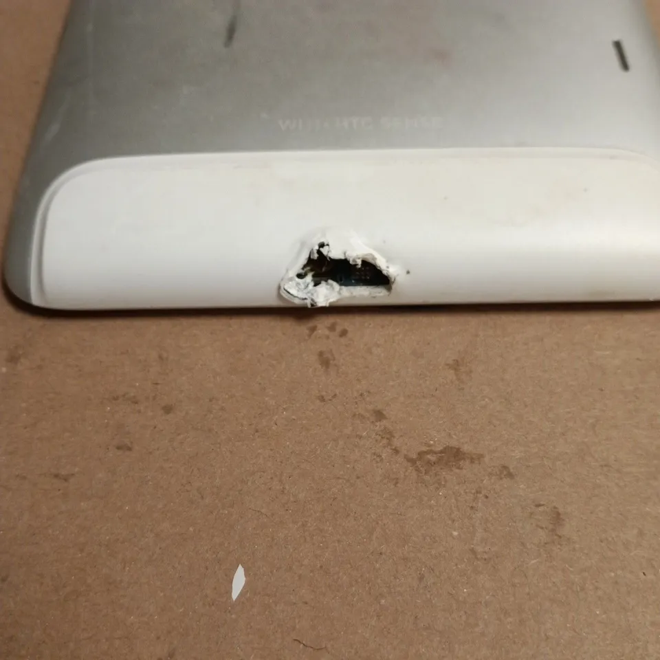 HTC TABLET SILVER/WHITE UNBOXED NO ACCESSORIES