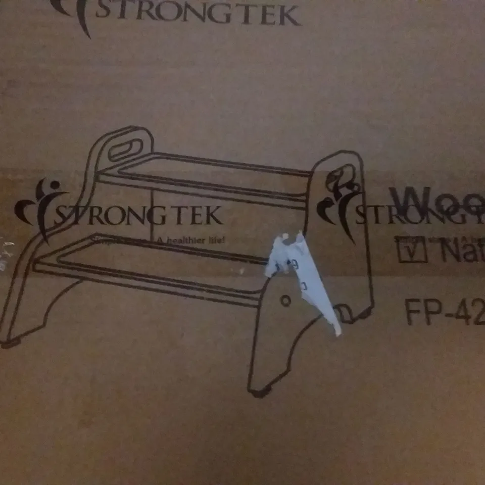 STRONGTEK WOODEN ALL-PURPOSE STEPPING STOOL