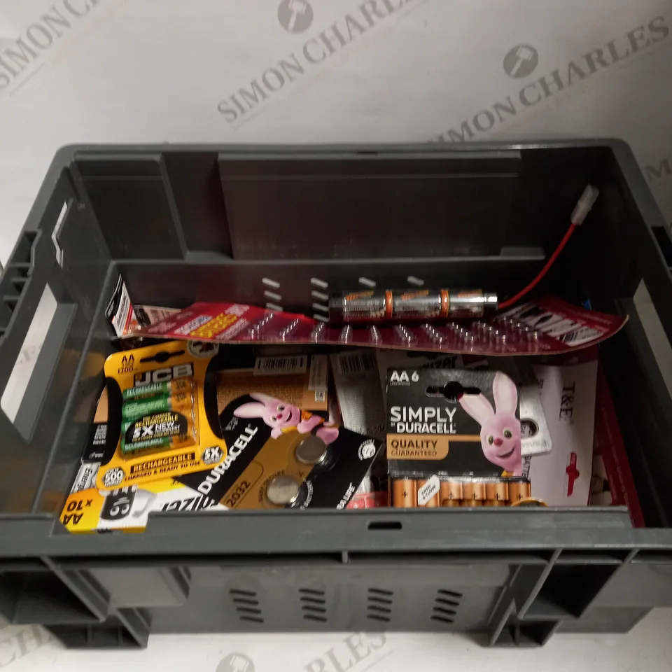 LOT TO CONTAIN APPROX. 40 ASSORTED PACKS OF BATTERIES, BRANDS AND SPECIFICATIONS MAY VARY 
