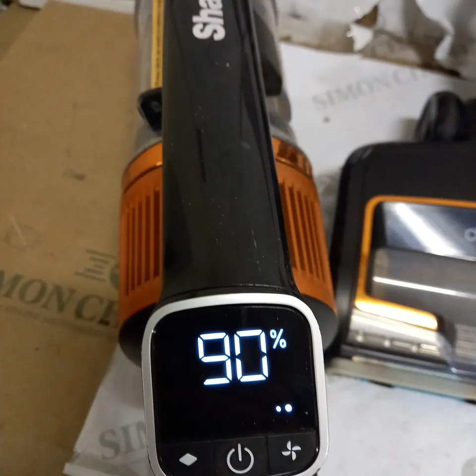 SHARK IZ300UK CORDLESS VACUUM CLEANER HOOVER UNBOXED