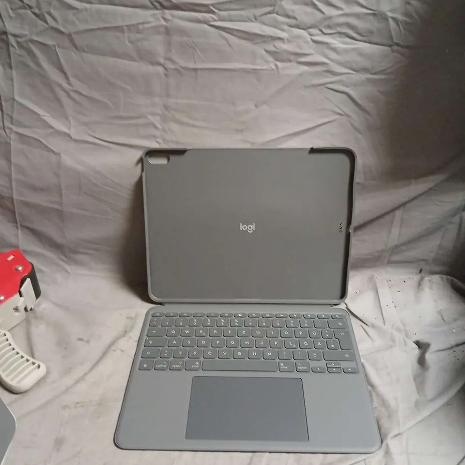 LOGI COMBO TOUCH KEYBOARD CASE FOR IPAD – GREY YU0087