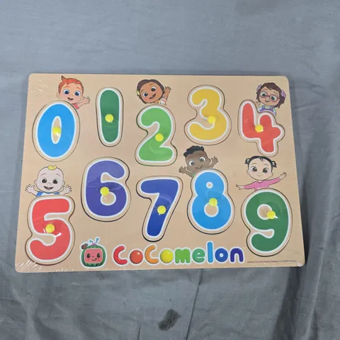 COCOMELON WOODEN NUMBER PUZZLE 0-9