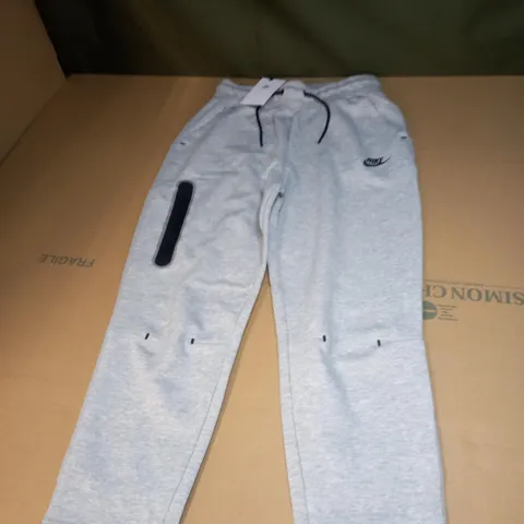 MENS NIKE LOGO FLEECE TRACKSUIT BOTTOMS SIZE L